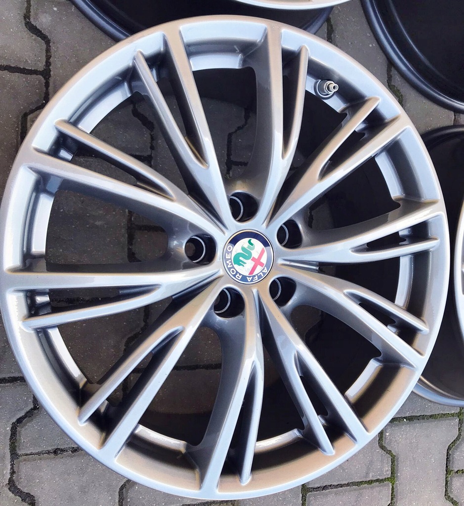 llantas  llanta de aluminio oe alfa romeo stelvio + tpms 156124441
