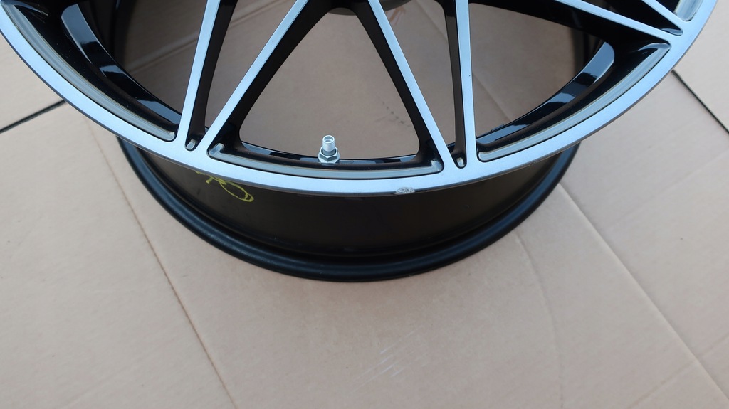 llanta + sensor bmw 9x20 et29 5x120 m3 m4