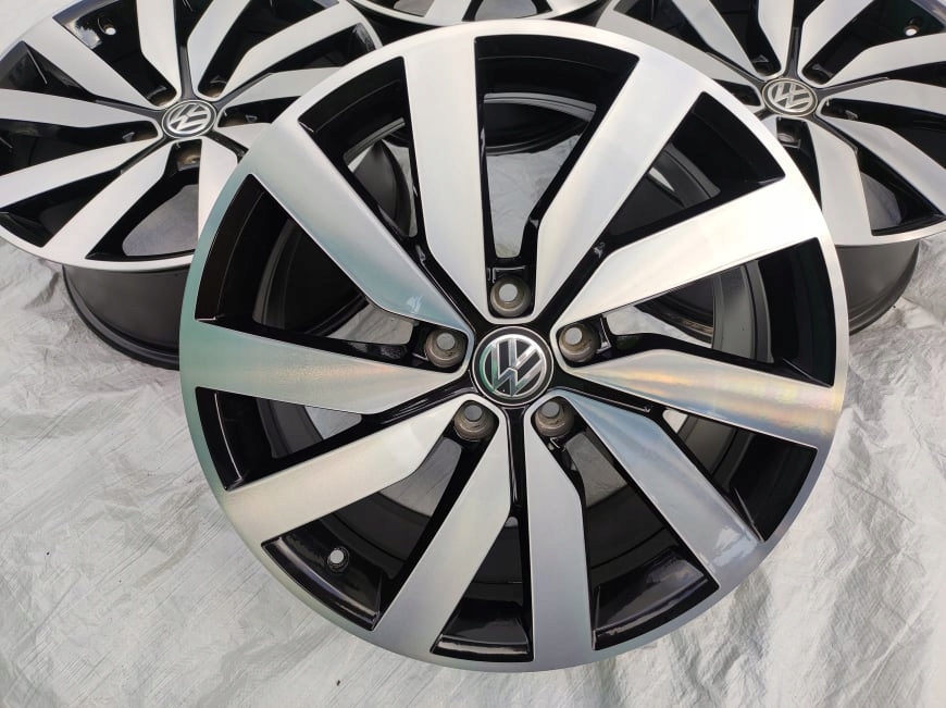llantas 18  pulgadas vw passat b8 r-line original