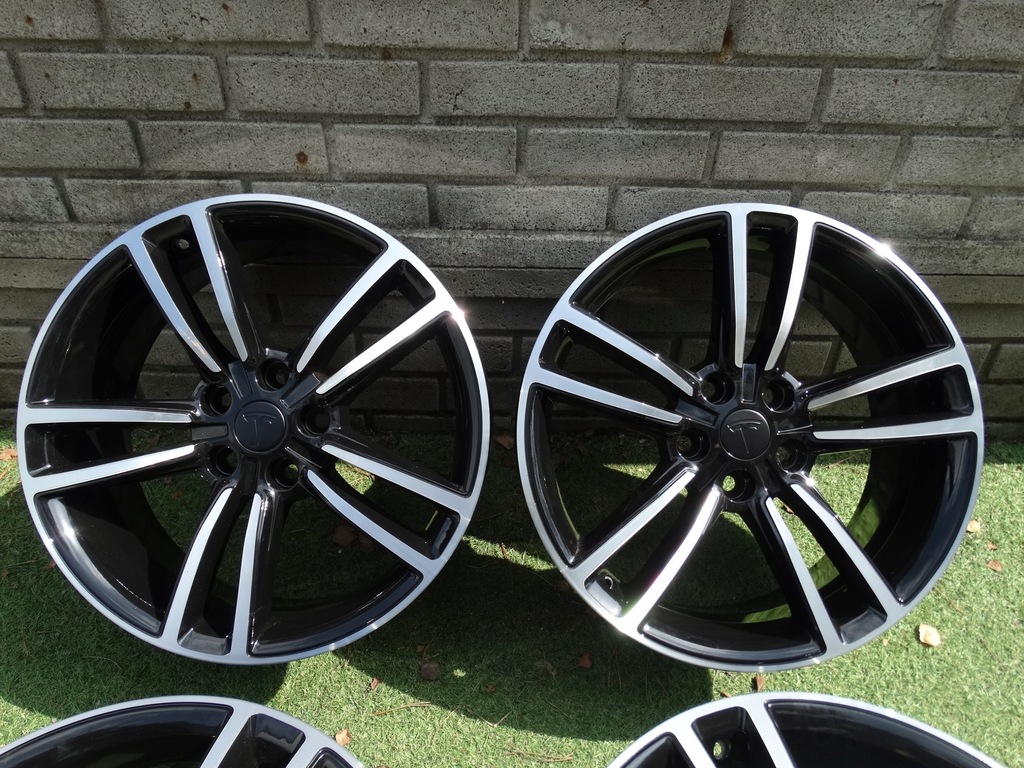 tesla s sport 8x19 et40 5x120 6007214-00-d