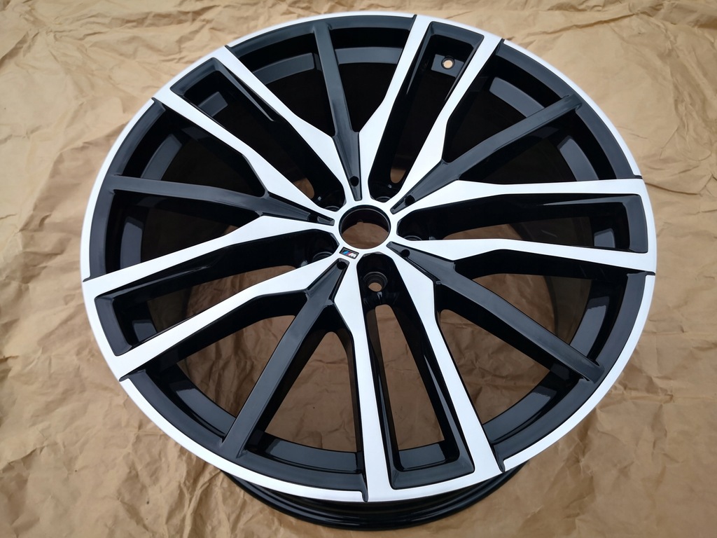 llanta bmw x5 g05 x6 g06 10,5x22 et43 5x112