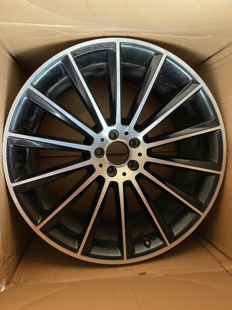 mercedes amg gle 292 a2924011900 llanta trasera oem22