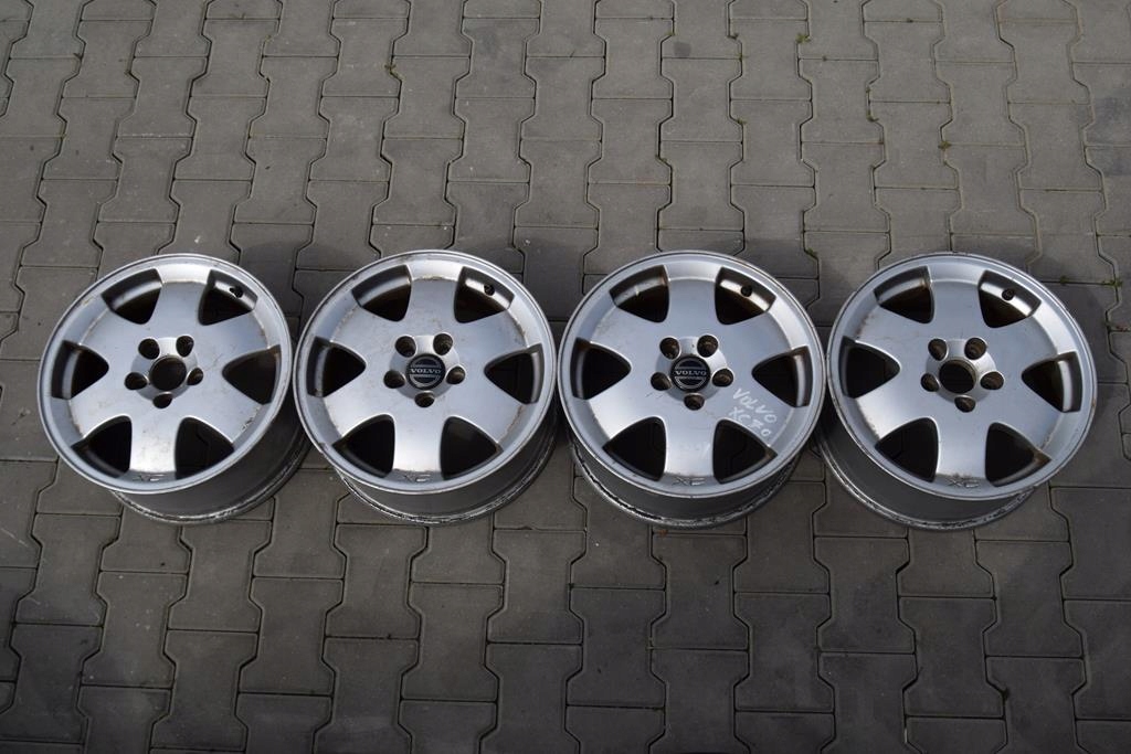 llantas volvo xc70 16x7 et49 kmpl 9209987