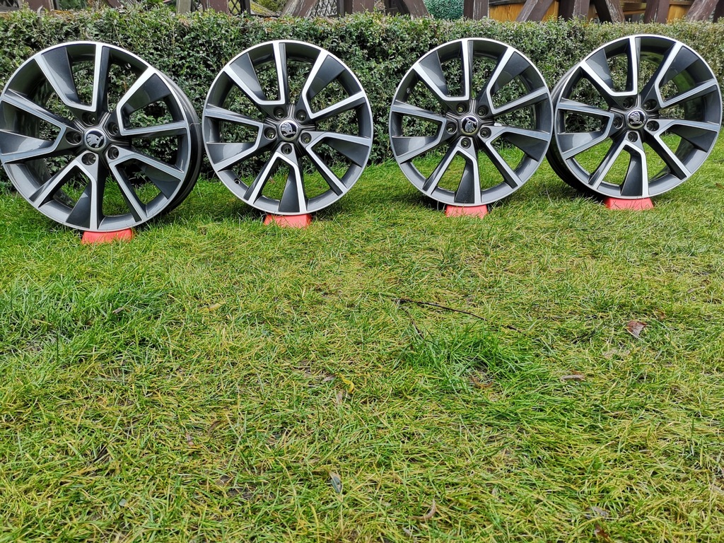 llantas skoda karoq 7x18 et45 5x112 57a601025 d l