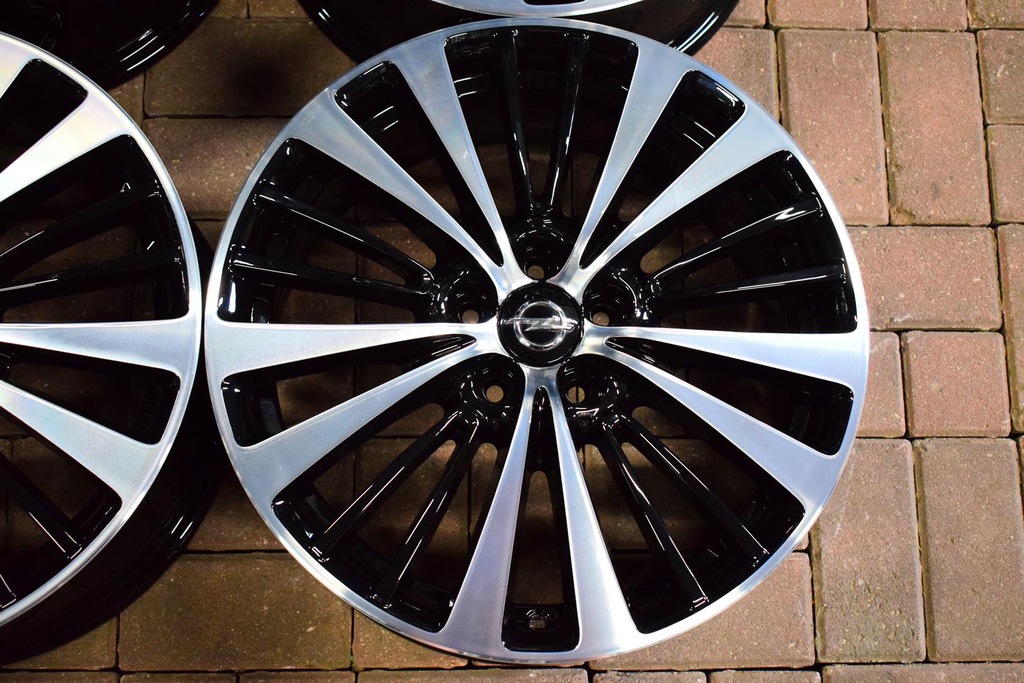 opel 18'' grandland modelo nuevo original! como nuevos!