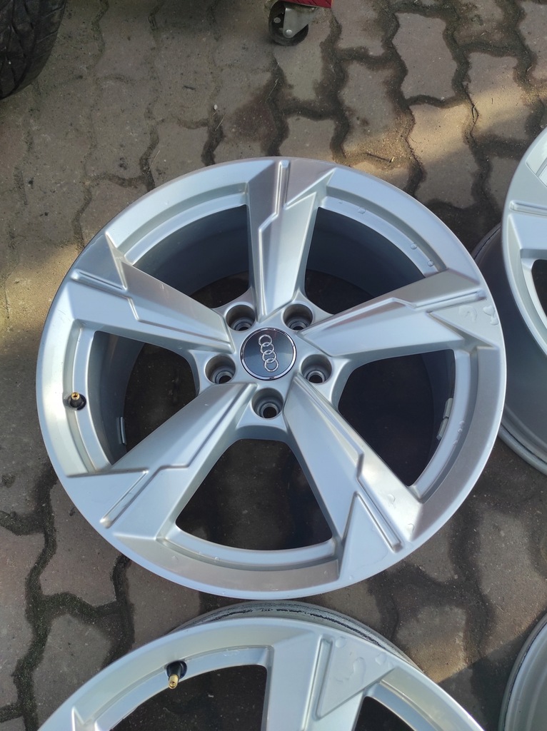 llantas de aluminio audi a6 c8 18" 5x112 et39 4k0601025d