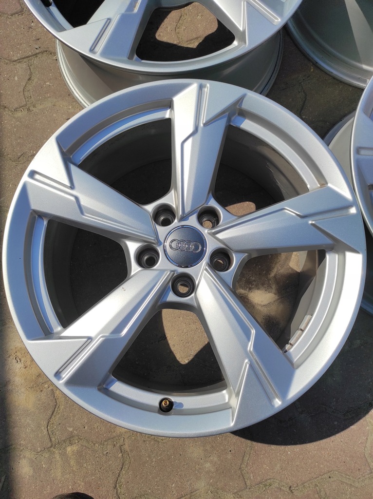 llantas de aluminio audi a6 c8 18" 5x112 et39 4k0601025d