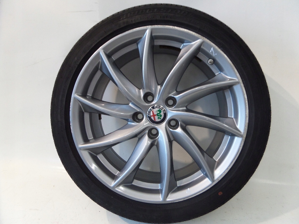 alfa romeo giulia llantas de aluminio  156107524