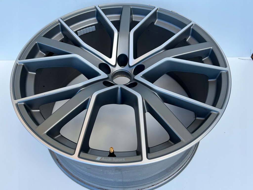 audi q7 sq7 2019-2022 - llanta 22 cale 10x22 et26