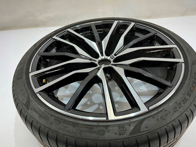llanta bmw x5 g05 x6 g05 m  paquete 22" 9,5j