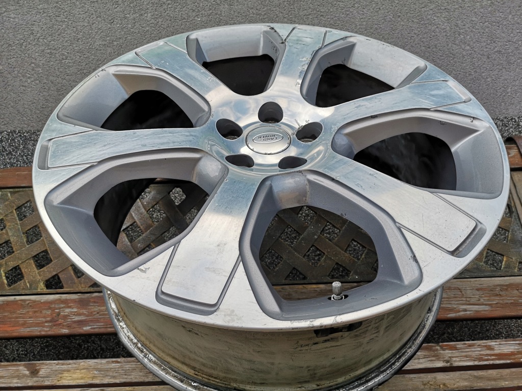 llanta range rover vogue 9,5x22 et49 ck5m-1007-bb