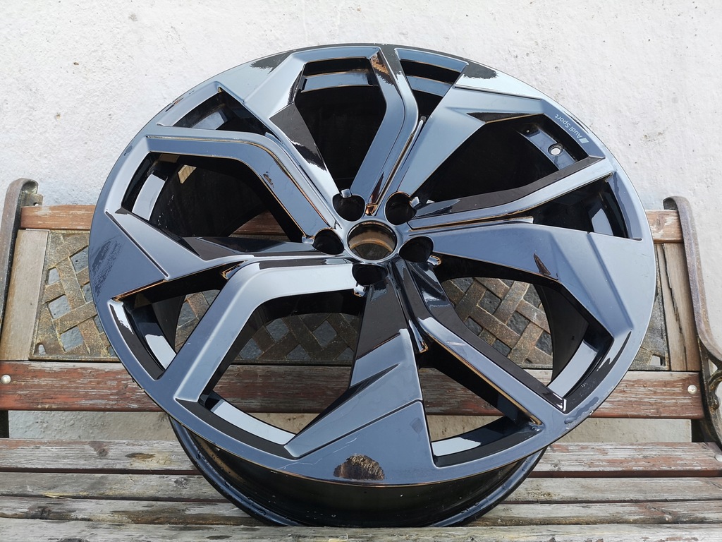 llanta audi q8 sq8 rsq8 10,5x23 et18 4m8601025ap