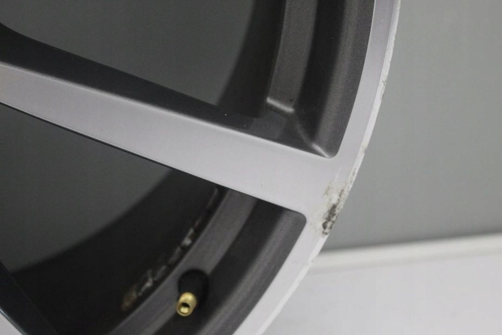 1 llanta de aluminio porsche 991 20 8.5 et51 5x130