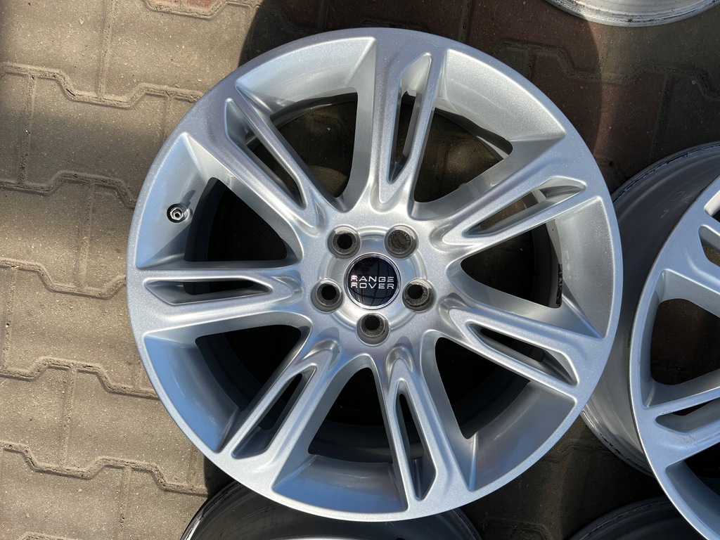 llantas  llanta de aluminio land rover evoque velar 19'' 5x108 et45