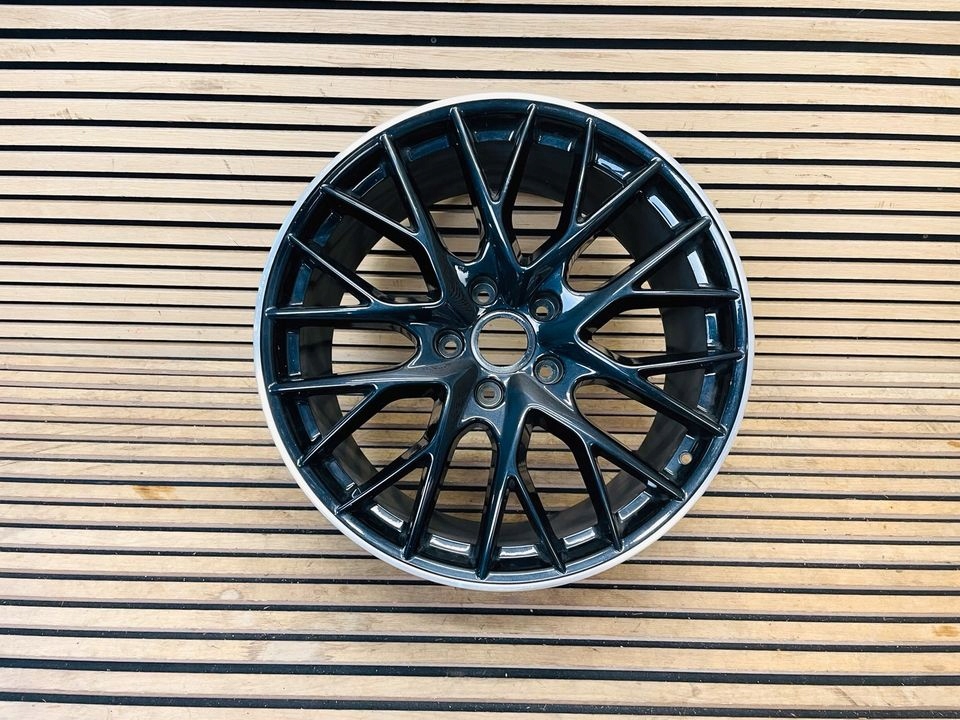 porsche panamera llanta 21  pulgadas 971601025k
