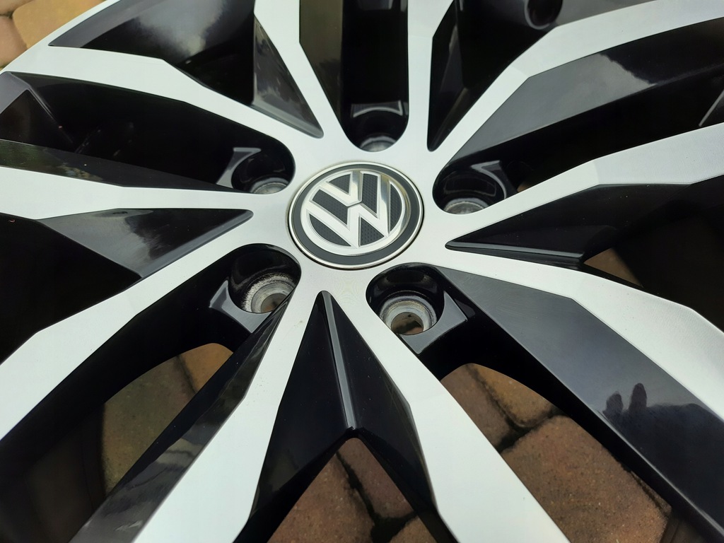 llantas de aluminio  vw golf 7 , touran , caddy , 17'