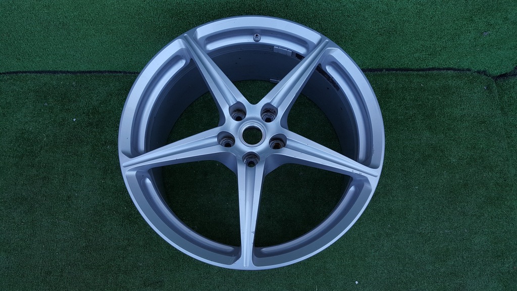 ferrari italia 458 10,5x20et58,5 md611 md612 md584