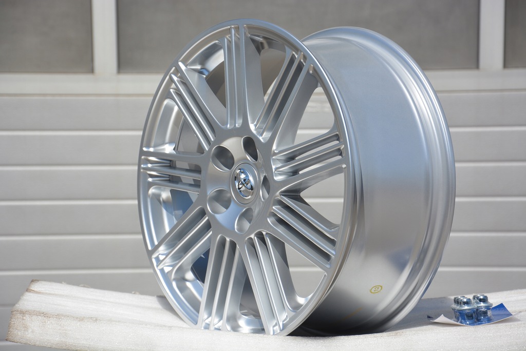 llantas de aluminio toyota 18" 5x114,3 et45 original