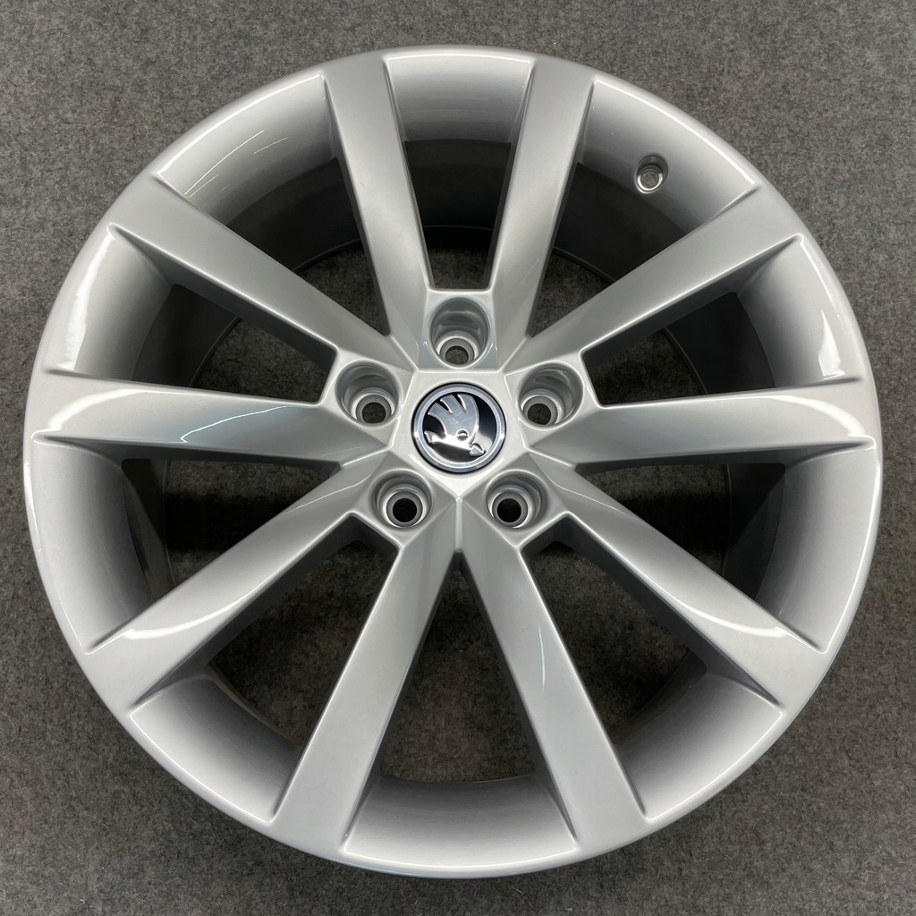 llantas skoda octavia iii ii 5e 5e0 rs 5x112 18” 18