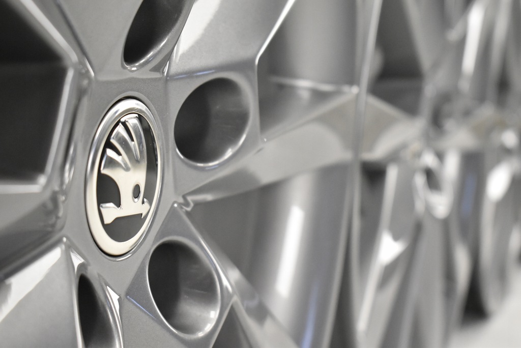 llantas skoda octavia superb 7,5x18 et51 5e0601025q