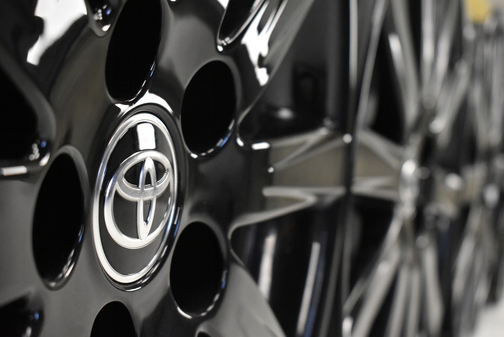 llantas toyota avensis rav4 7,5x18 et45 hl 4772-2