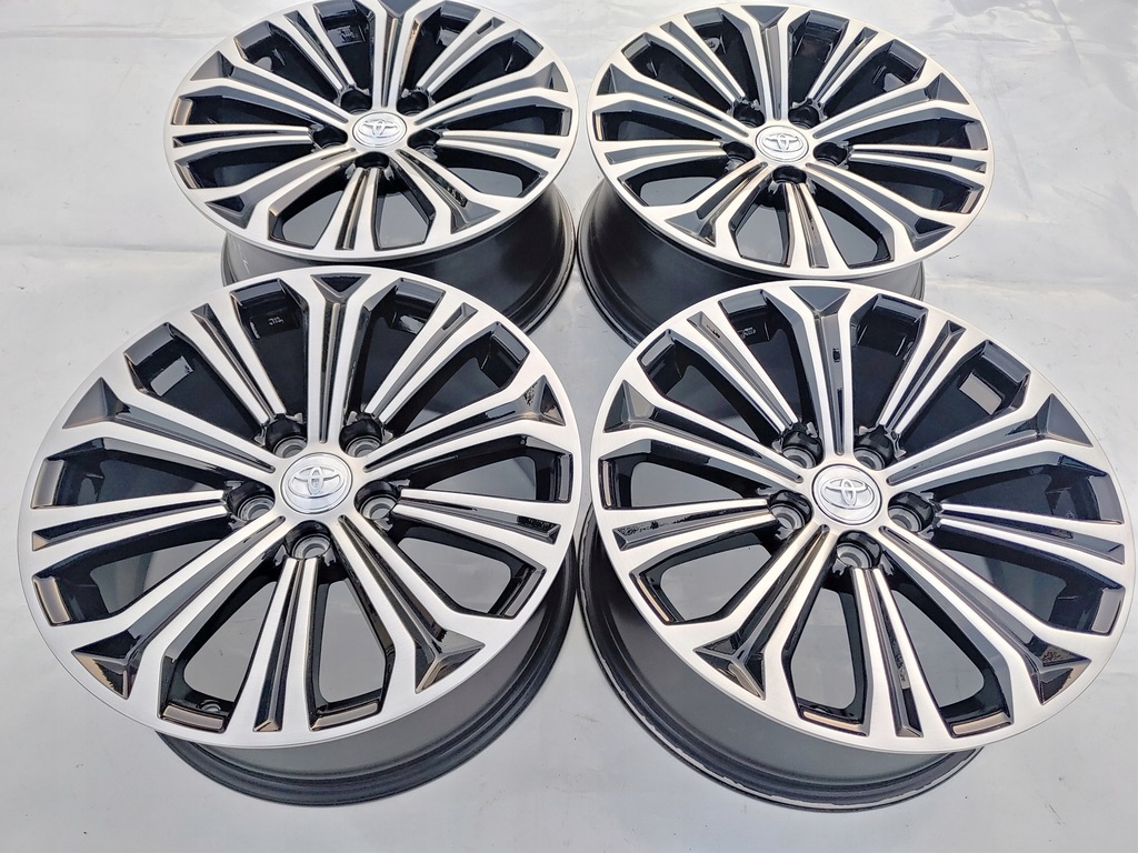 llantas toyota corolla e21 auris 17 original