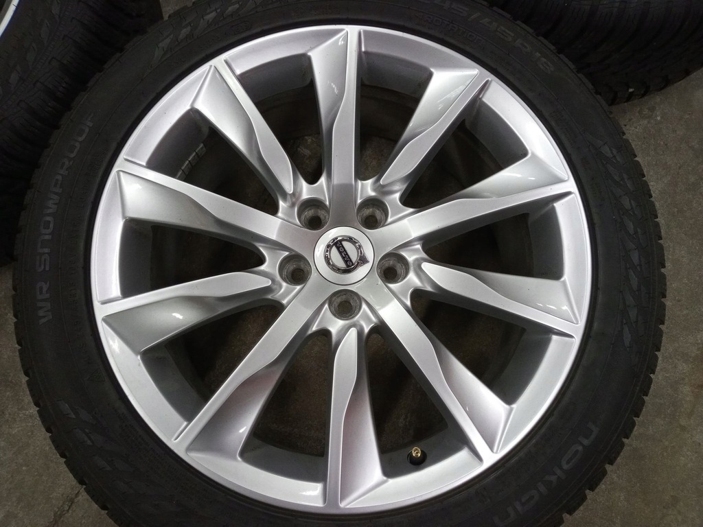 llantas volvo v c xc ford 8jx18' 5x108 et42 31362840