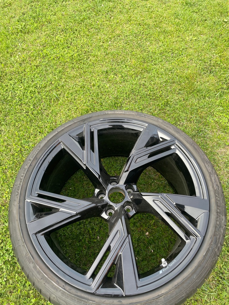 llanta audi a6 rs6 4k0601025t 10,5x22 et19