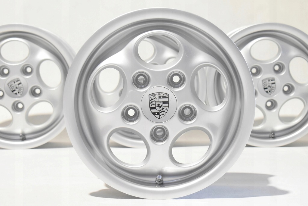 llantas porsche 944 7x15 et52,3 oem 944.362.104.00