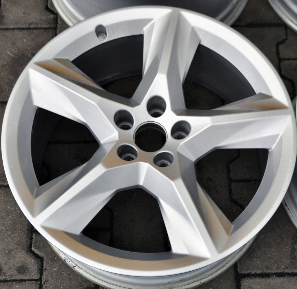 llantas  llanta de aluminio original audi q7 8,5x19 5x112 4m0601