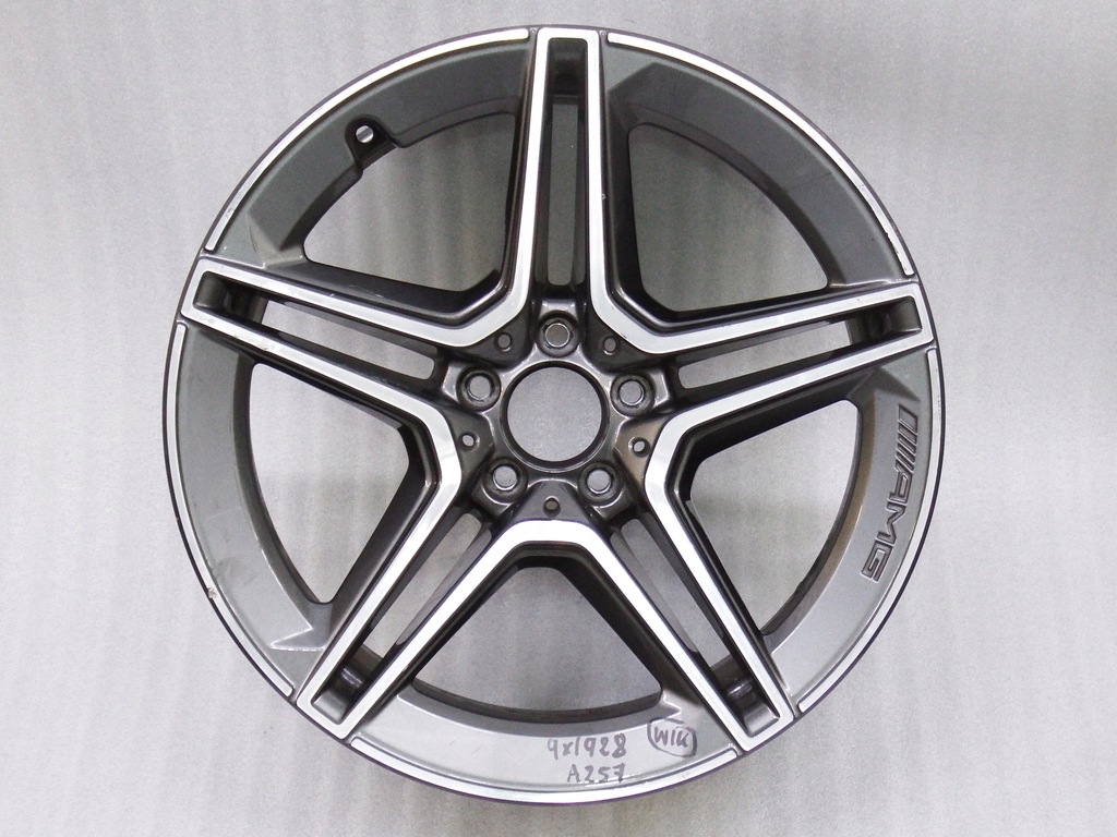 llanta mercedes cls c257 amg a257 9x19 et28 2018-