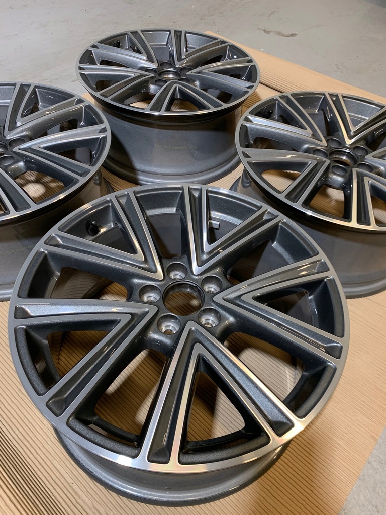 llantas  llanta de aluminio org audi a1 7.5x17" 5x100 et46 nuevos