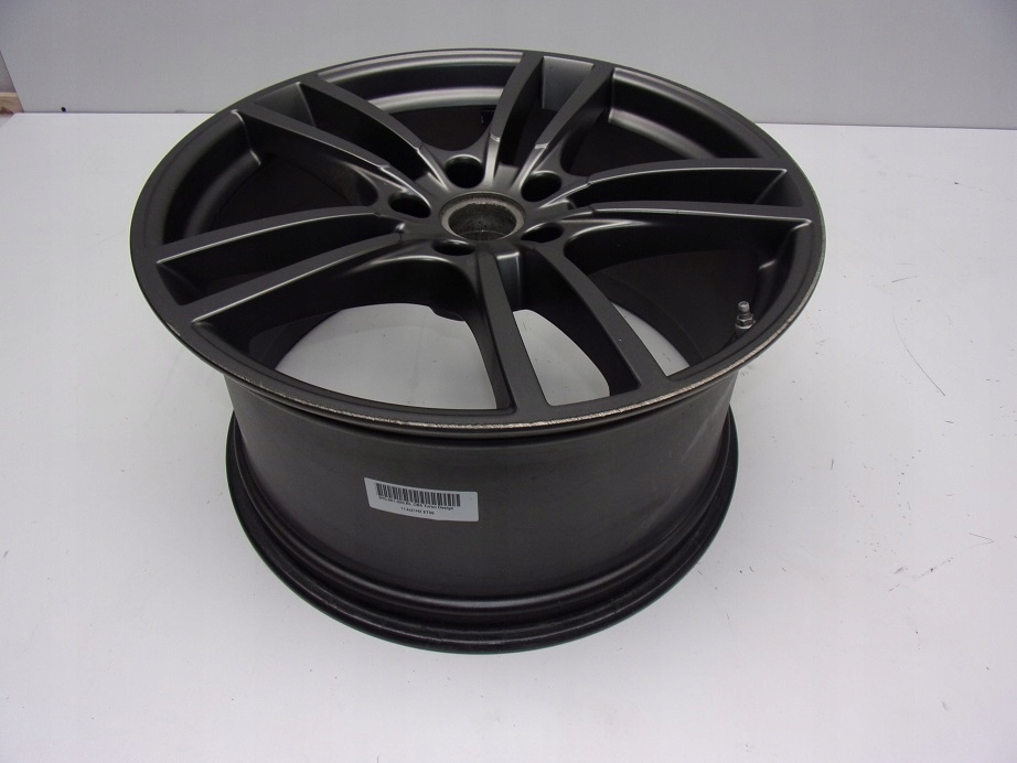 llanta 11jx21 9y0601025bl cayenne 9y turbo design