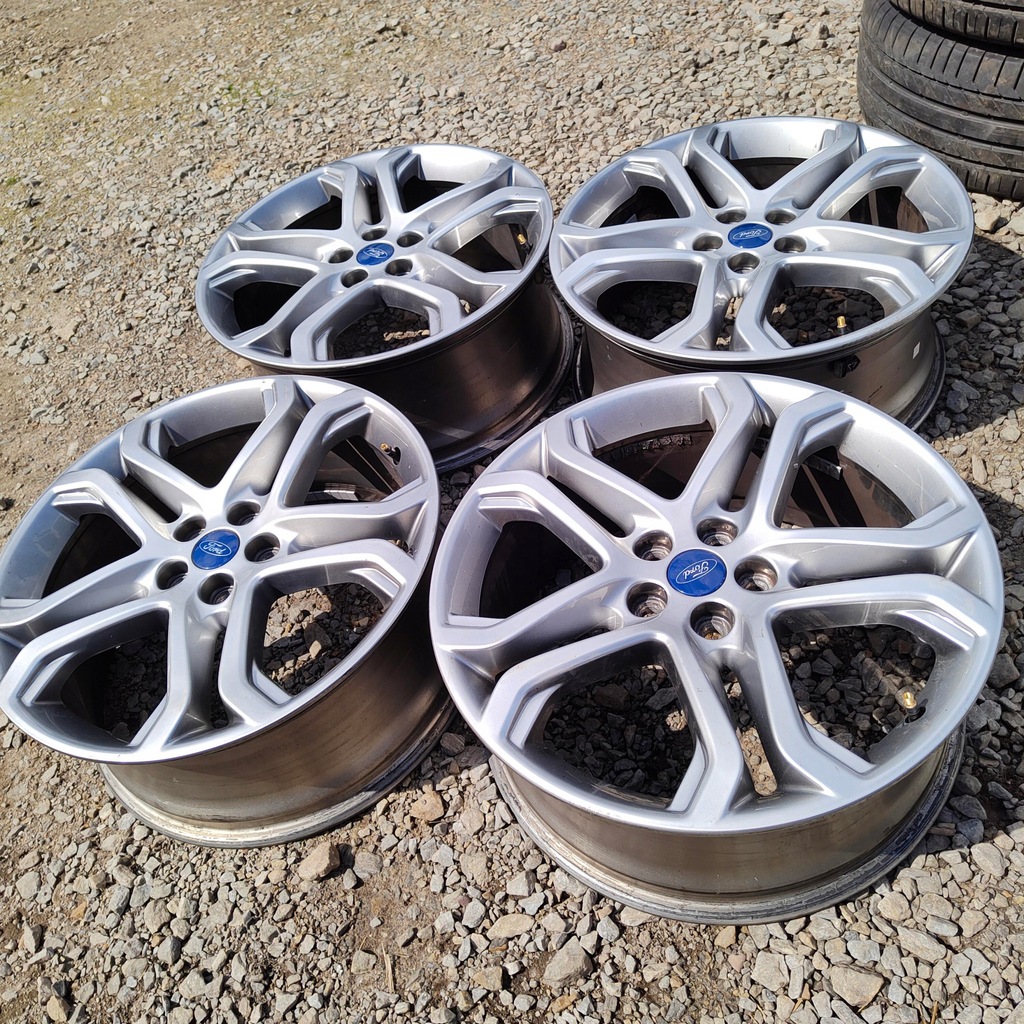 original llantas ford 19' 5x108 lote   + sensores