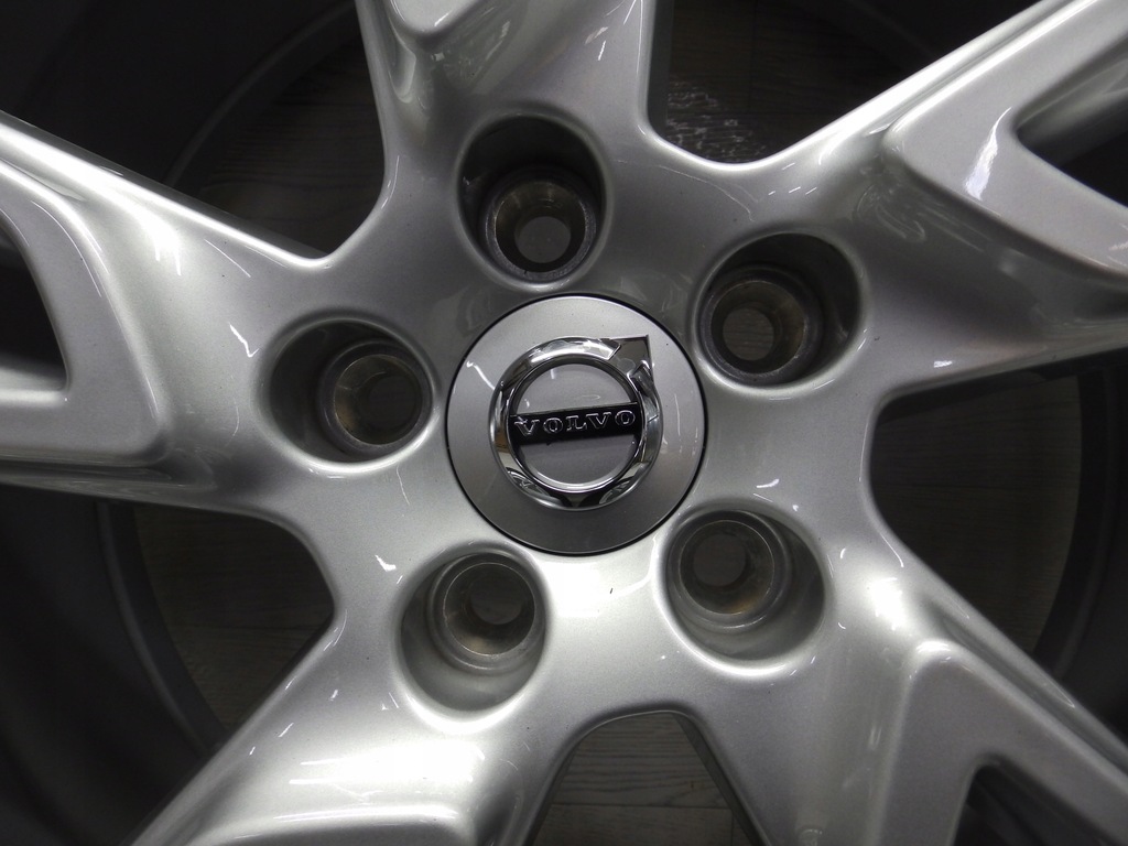 llantas volvo xc40 xc60 7.5jx18x50.5 et50.5