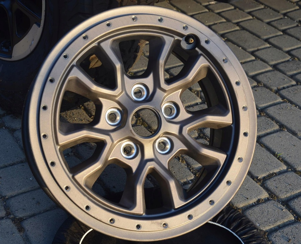 llanta beadlock wrangler 392 jl 6.4 srt 68508685ab