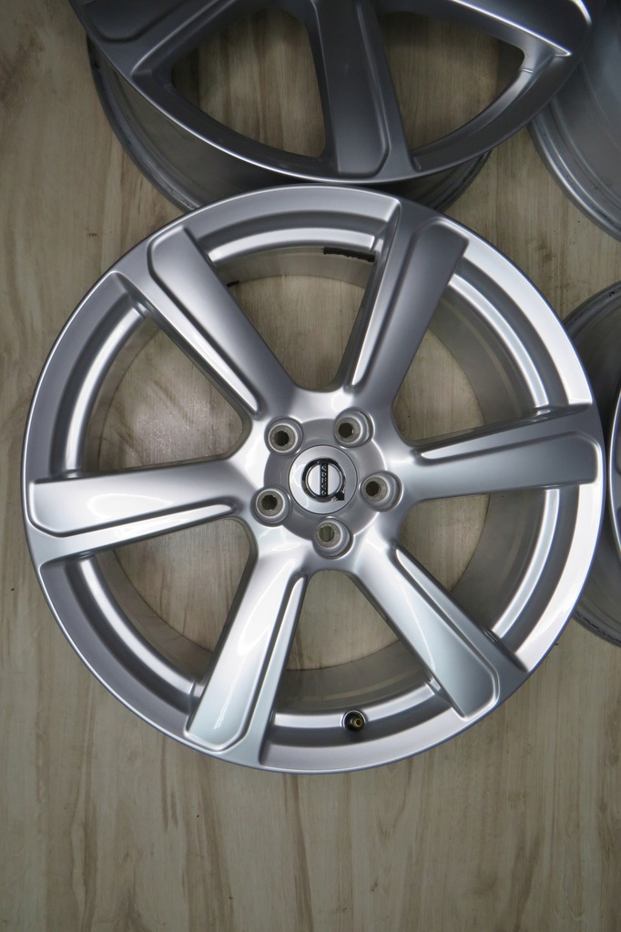 nr041 5x108 19'' volvo c30 c70 s40 s60 s70 s80 s90