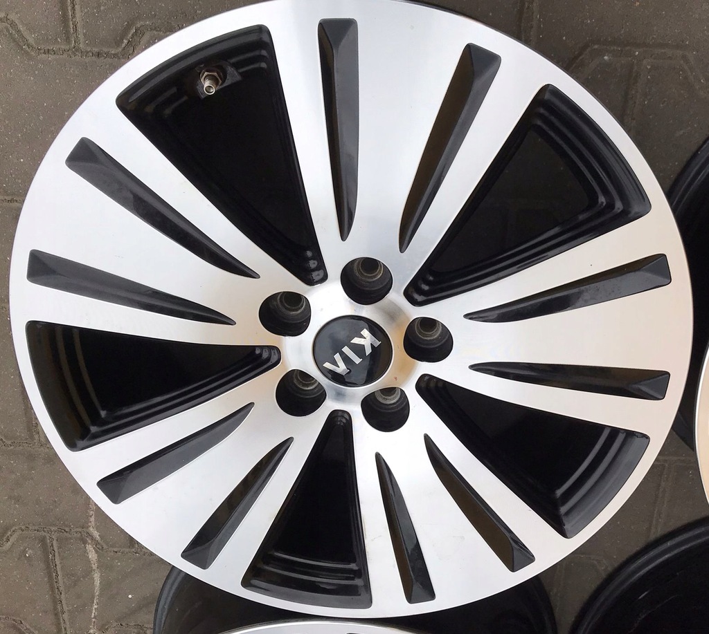 llantas de aluminio  kia sportage 7x18 et45 + tpms