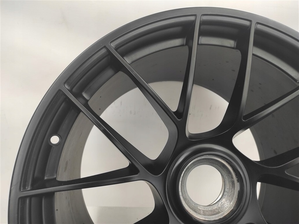 llanta porsche 911 991 gts 20  pulgadas 12j et63