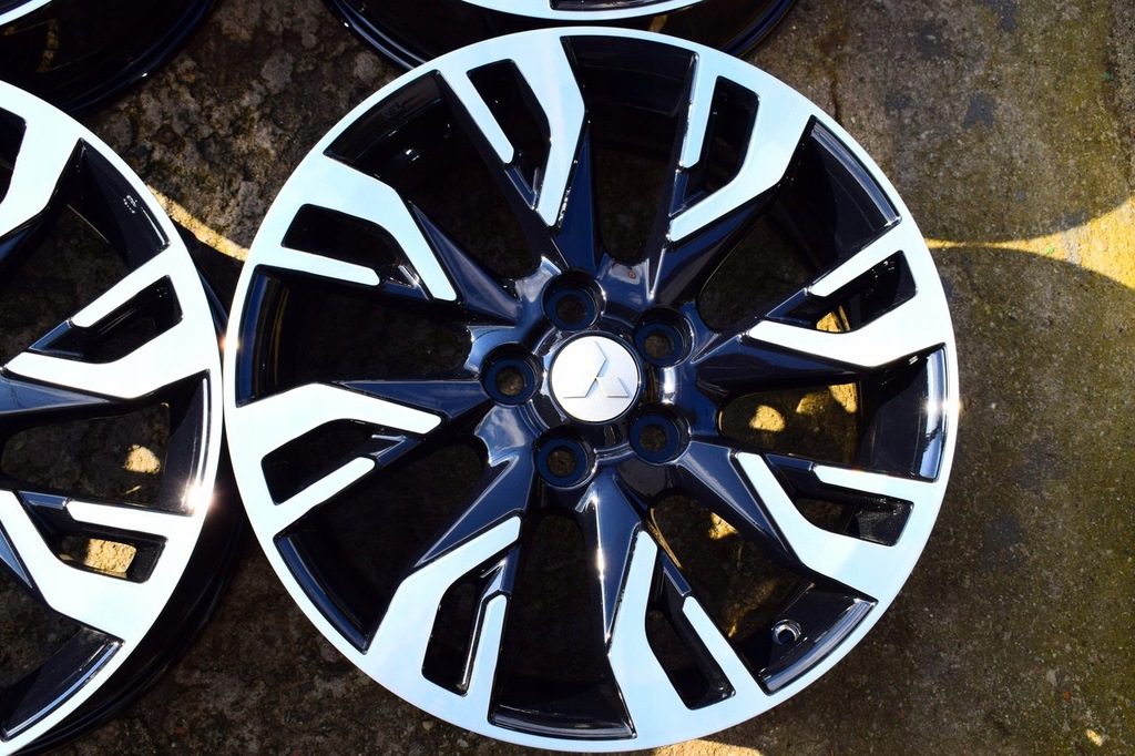 mitsubishi 18'' outlander asx modelo nuevo! oryg!!