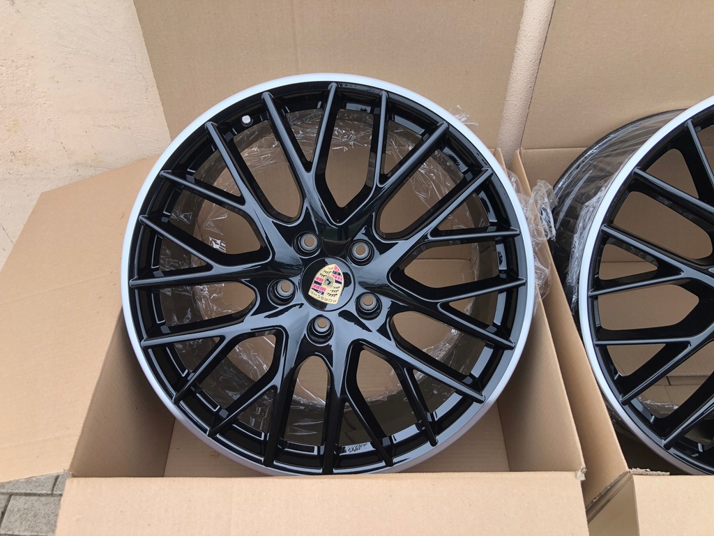 llantas porshe panamera 971