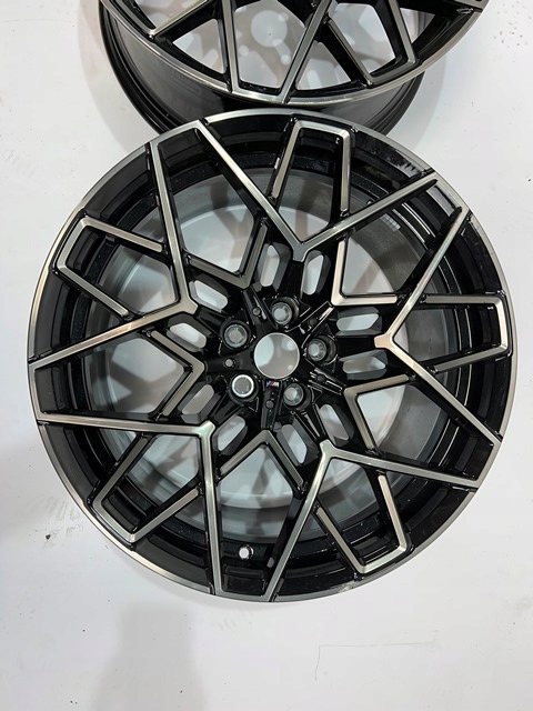llanta bmw 8 m8 f91 f92 g14 g15 10,5x20 et28 trasera 