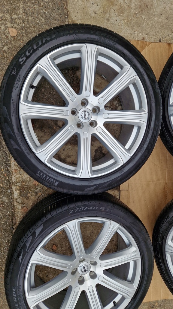 volvo xc90 xc60 275 40 21  pulgadas