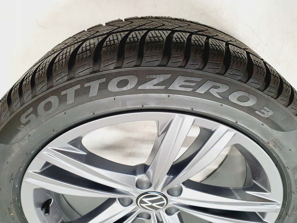 ruedas 8.0x18 et40 pirelli sottozero3 245/45 r18 96v