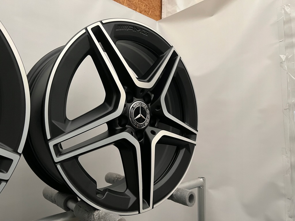 llantas  llanta de aluminio mercedes a205 w205 c e clase amg 18''