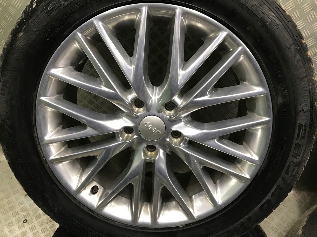 jeep grand cherokee wk2 llantas 20  pulgadas