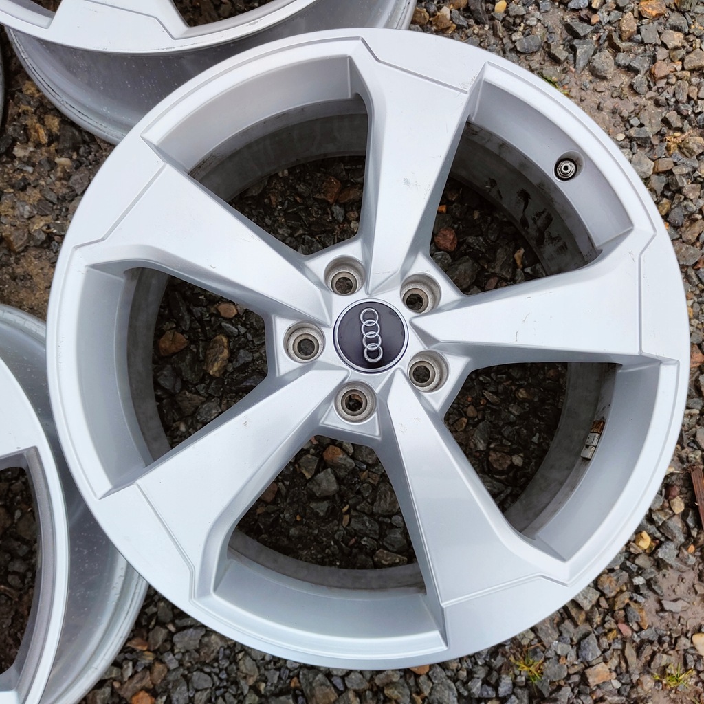original audi a4 a6 8v0 19' 5x112 lote  