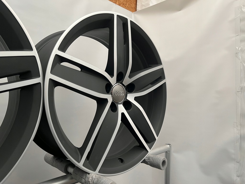 llantas  llanta de aluminio audi 8v0 a3 s3 rs3 19'' 5x112 vw golf