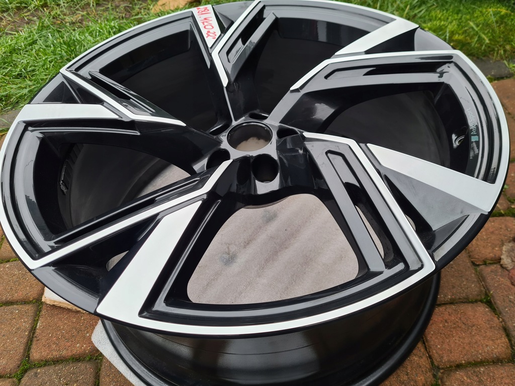 llanta audi rs6 c8 4k0 22 4k0601025bl schwarz