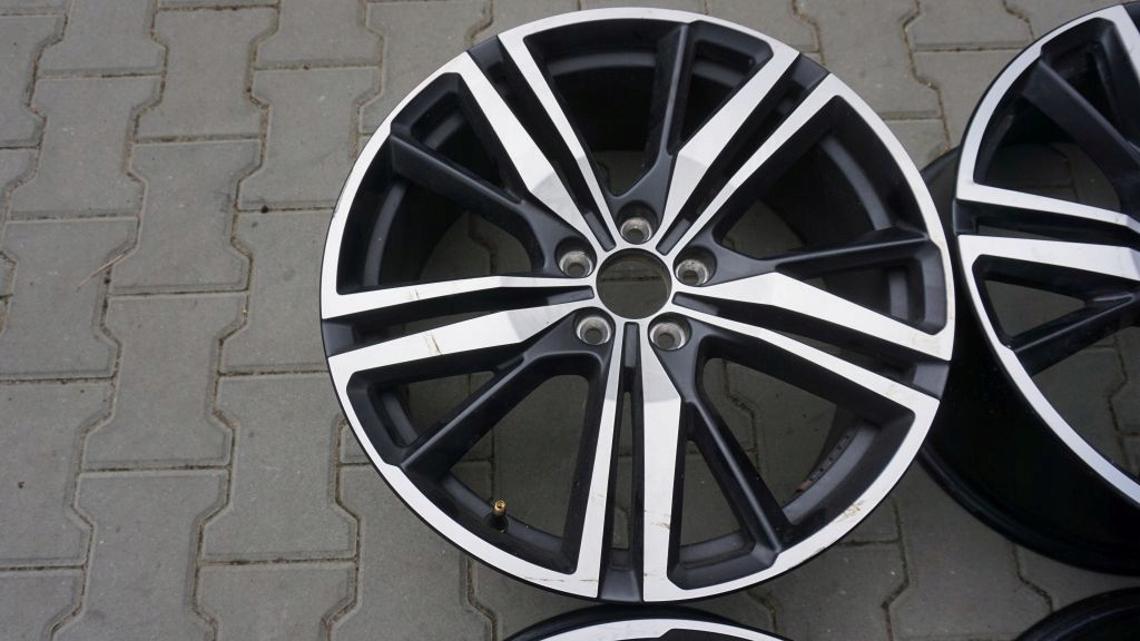 volvo s60 v60 s90 v90 xc40 xc60 xc90 - llantas 19